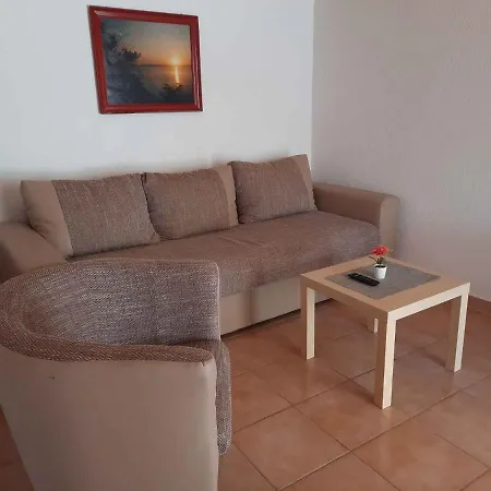 - Balaton 30360 * Balatonvilágos