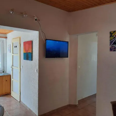 Balatonvilagos/balaton 30360 Apartament