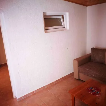 - Balaton 30360 Apartment *