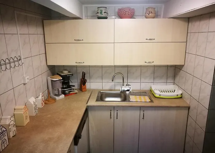 - Balaton 30360 * Balatonvilágos