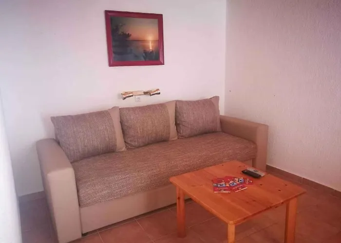 - Balaton 30360 * Balatonvilágos